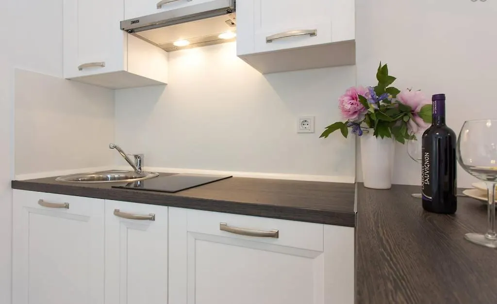 Studio Stonehouse Icici Apartment