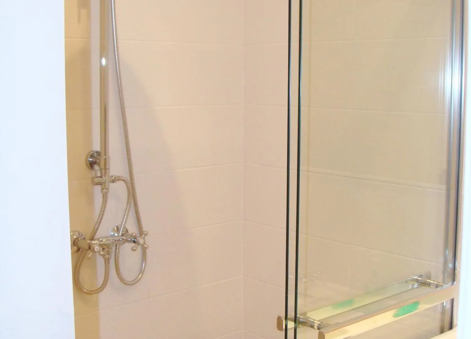 Studio Stonehouse Icici Apartment